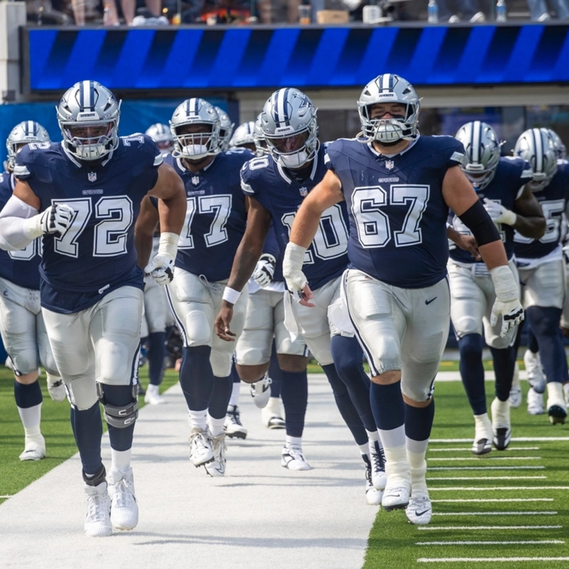 Golf Foursome Includes Former Dallas Cowboy Jeff Rohrer